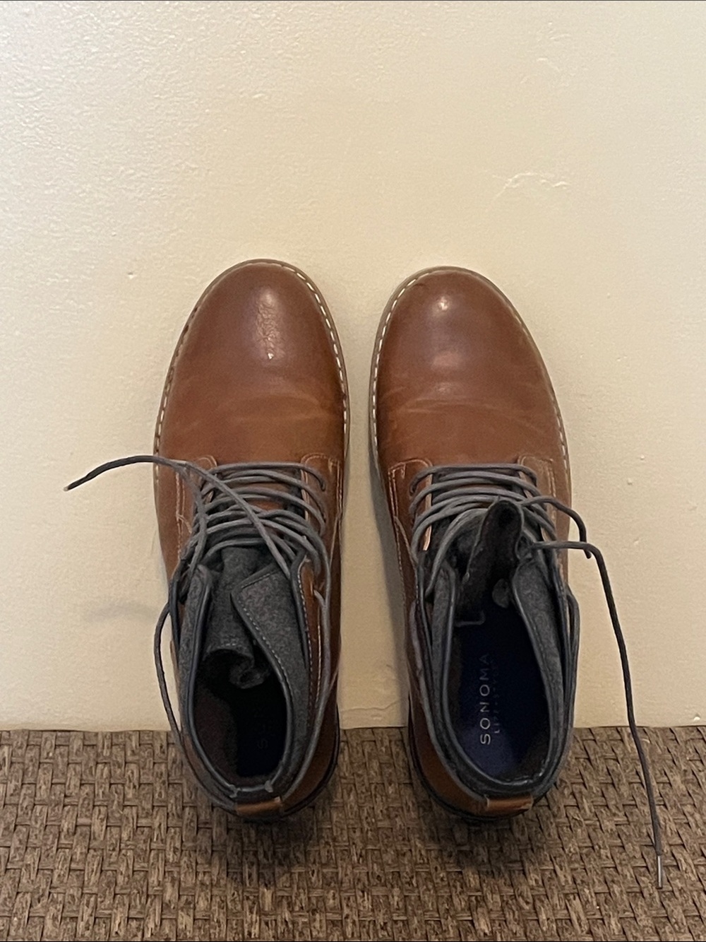 Sonoma Brown Leather Chukka Boots with Gray Laces